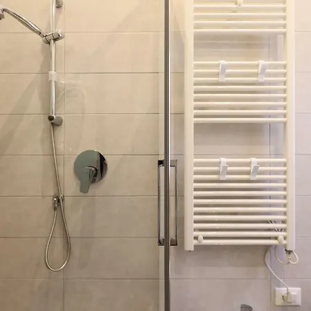 Curiel Modern Flat Rozzano
