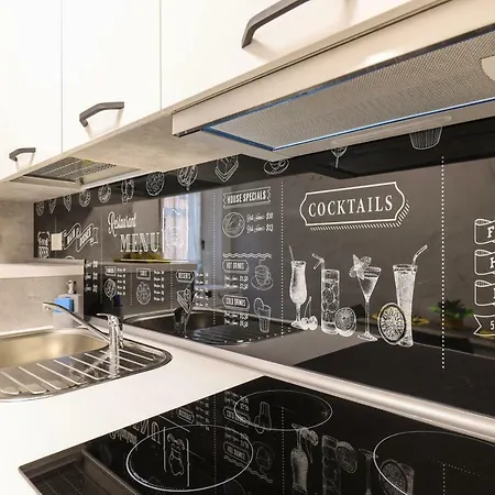 Curiel Modern Flat